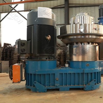 Staubdichte hölzerne Kugeln ODM bearbeiten den Brennstoff maschinell, der Zapfwellenantrieb-Bewegungsenergieeinsparung macht