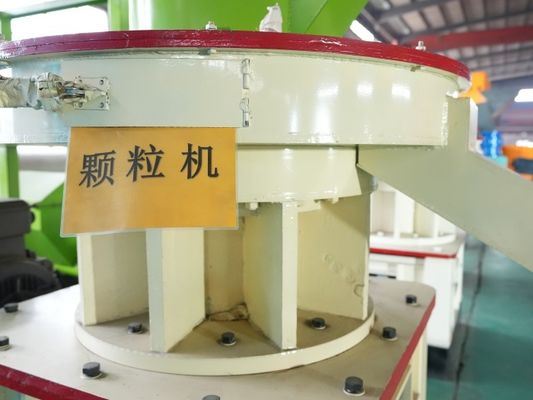 Kugel-Maschinen-Erdnuss Shell Grass Pellet Maker 0.8t/H des Edelstahl-4Cr13 hölzerne