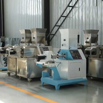 Automatische sich hin- und herbewegende Fisch-Zufuhr-Kugel-Maschine 380Volt mit hohem Ausschuss