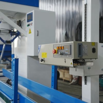 Biomasse-Brennstoff, der Haupt-KUGEL-MÜHLEmaschine 500kg herstellt, um hölzerne Kugeln zu machen