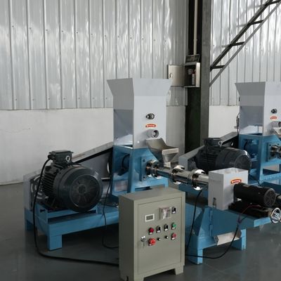 Kleine Bauernhof-Gebrauchs-Hühnerfutter-Fisch-Zufuhr-Extruder-Kugel-Maschine 300 Kilogramm