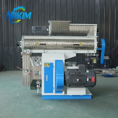 Kleine Tierfutter-Geflügel-Zufuhr-Kugel, die Maschine mit hohem Ausschuss herstellt