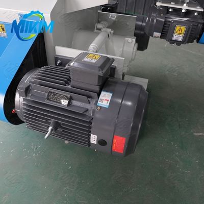 Elektrische Vieh-Geflügel-Zufuhr-Kugel-Maschine kundengebundene Spannung des Huhn3kw-30kw