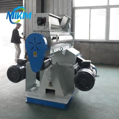 Kleiner automatischer Hühnertierfutter-Pelletmühlen-Flachmatrizen-Granulator